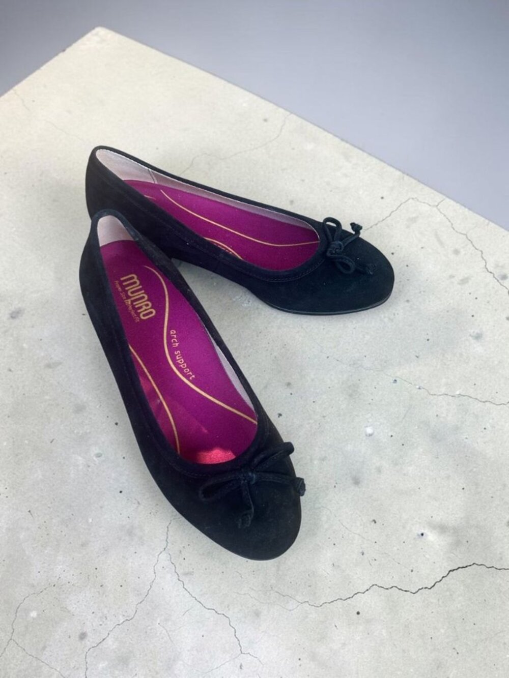 Munro Joslynn Black Kid Suede Ballet Flat Bow Toe Size 8 W NIB